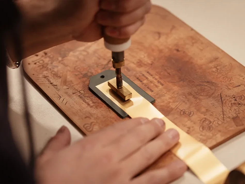 Outils de marquage du cuir de l'entreprise Regad