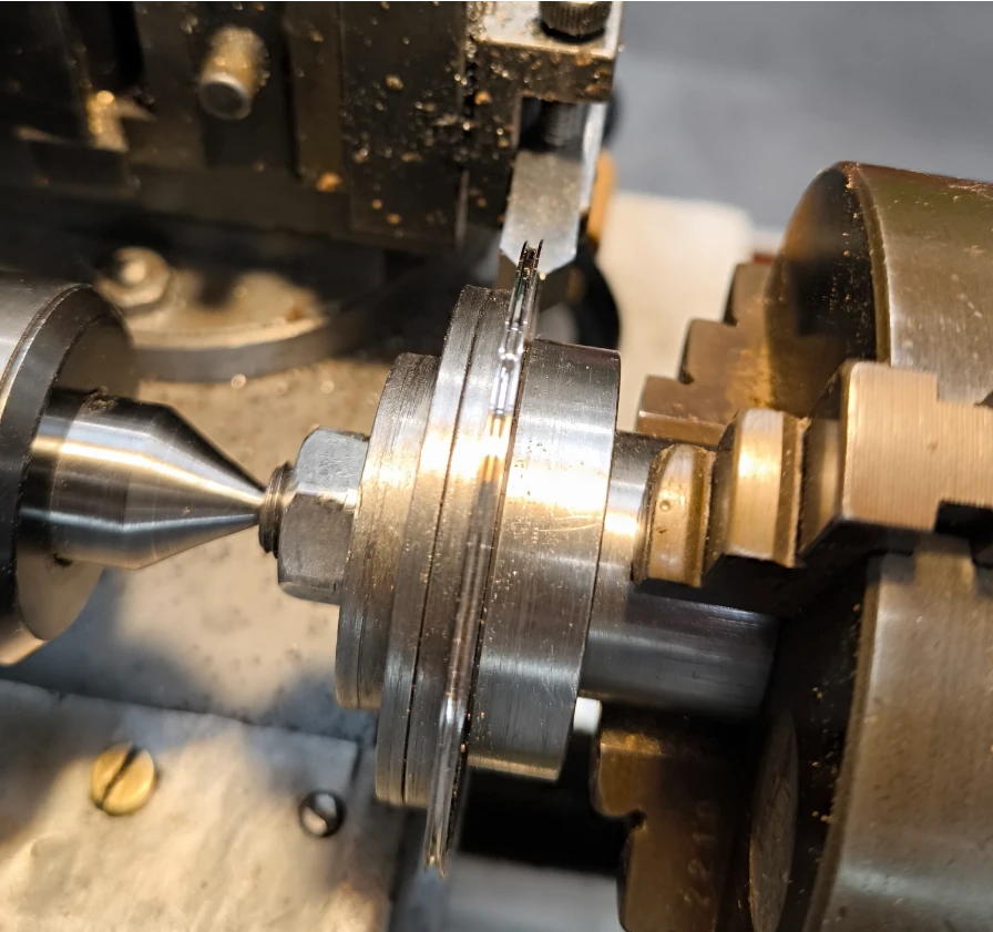 fabrication outil maroquinerie par entreprise regad